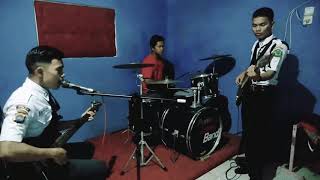 Ngeband di studio band