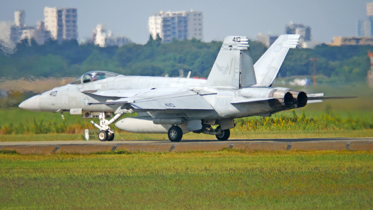 F/A-18E VFA-195 Dambusters(NF410) NAF Atsugi Oct 6, 2015
