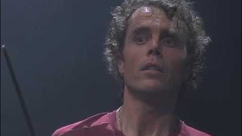 myShakespeare | Macbeth 5.7 Performance: Macbeth and Macduff Fight