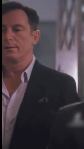 Jason Isaacs