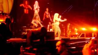 Shakira Concert @ Ahoy Rotterdam 01-12-'10 - Loca