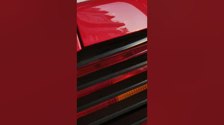 Ferrari 348'ts show up.
