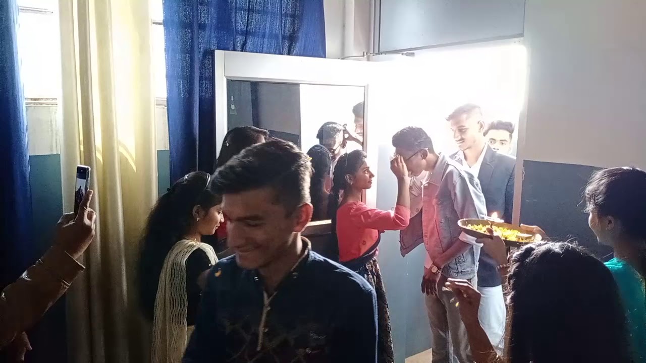 Svn Farewell party CLASS 10(5) - YouTube