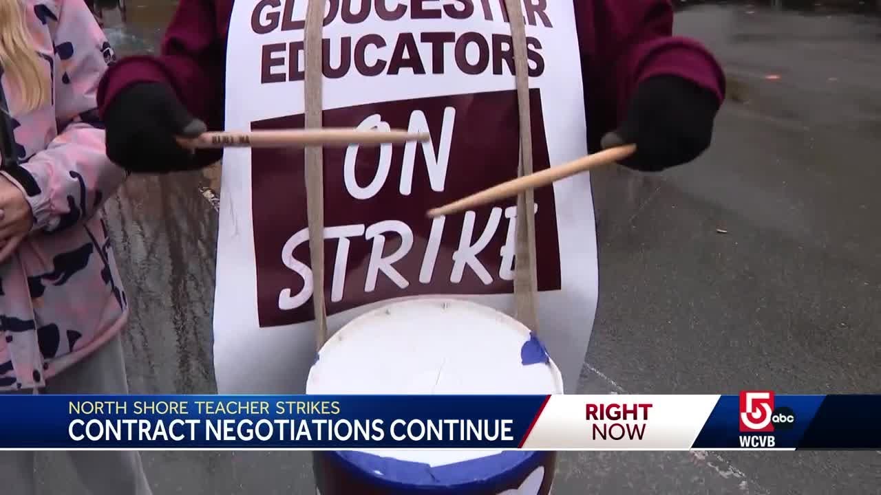 Frustrations grow as North Shore teachers' strike, negotiations continue