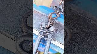 Inspecting metal linkage with riveted oval connectors