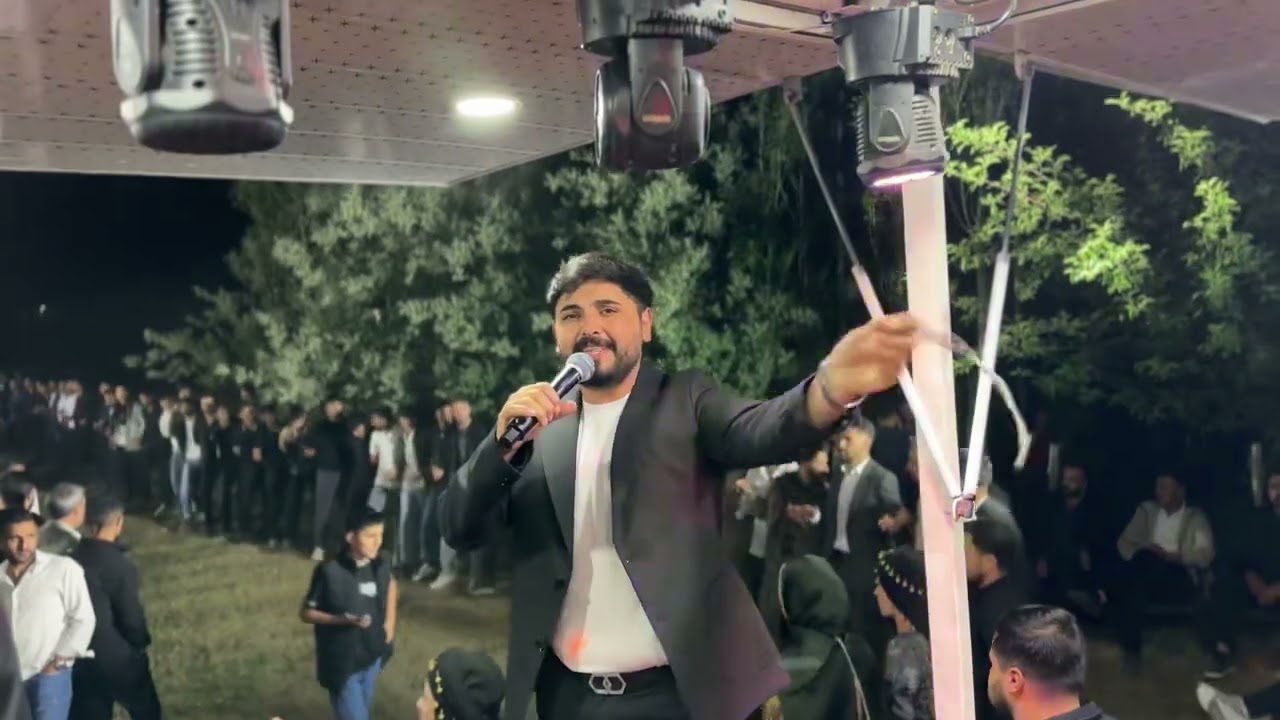 Hozan Kamuran (atabey ve parlak) ailelerin görkemli kına gecesi hozi köyü Başkale