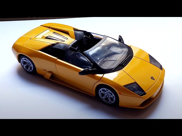 Reviewing the 1/24 Lamborghini Murcielago Roadster by
