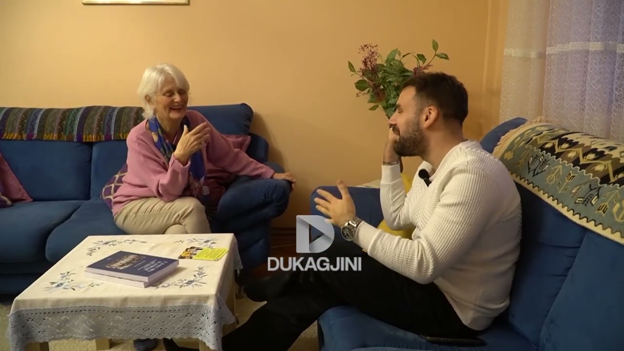 “NË SHTËPINË E AMERIKANES” – JANET REINECK