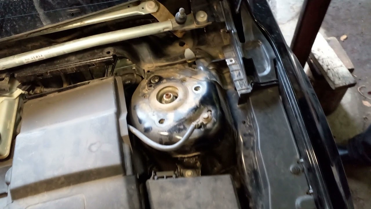 звук открученного опорного подшипника стойки форд фокус 2 - YouTube