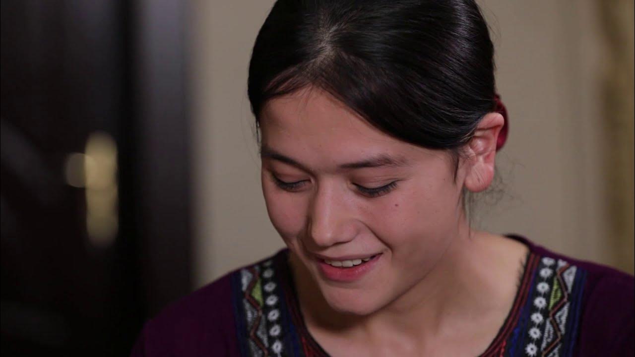 Veb-kamerada yalash Mast ayol bilan jinsiy aloqa (haqiqiy video)