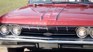 1961 Oldsmobile Starfire Convertible In action