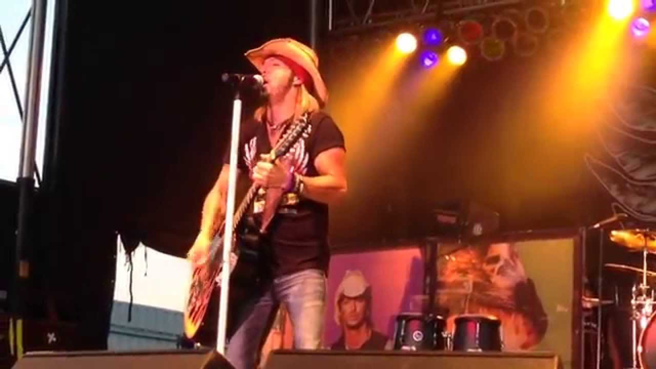 Bret Michaels of Poison "Every Rose Has It's Thorns" 62515 Maine