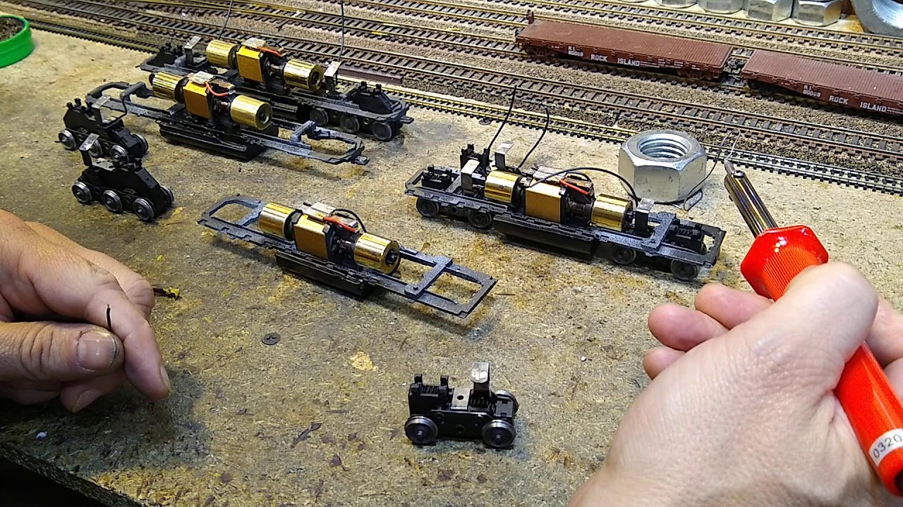 HO Scale Cleaning Athearn Trucks 5-1-15 Podcast 