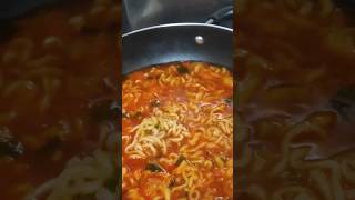 knor korean ramen kimchi ???? animeyoutubeshorts shortvideo trendy foodie food viral korea