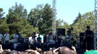 Flyleaf- Fully Alive @ BFD 2010 Shoreline