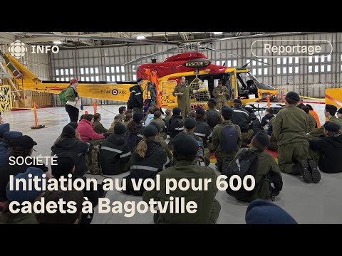 Flight introduction for 600 cadets at Bagotville base