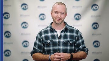 What kind of modifications and attachments can be added to the 5000 Series?