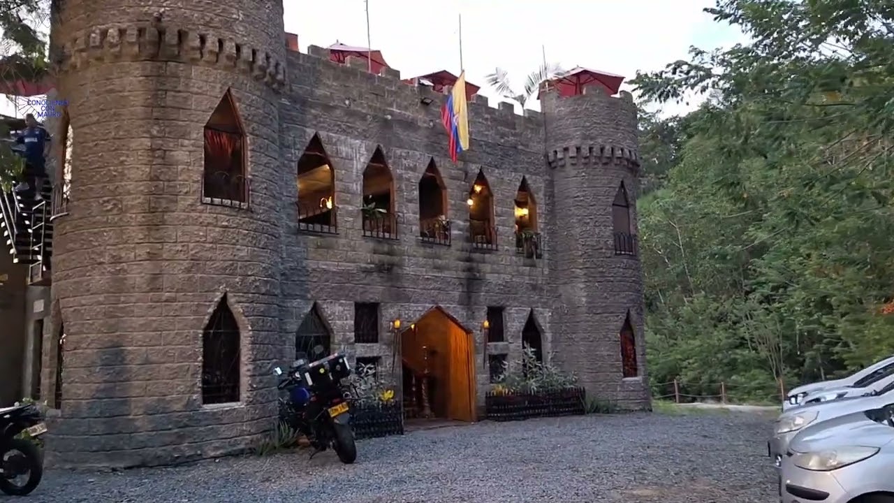 El CASTILLO DEL CAFÉ - VIA BELALCAZAR CALDAS /  COLOMBIA
