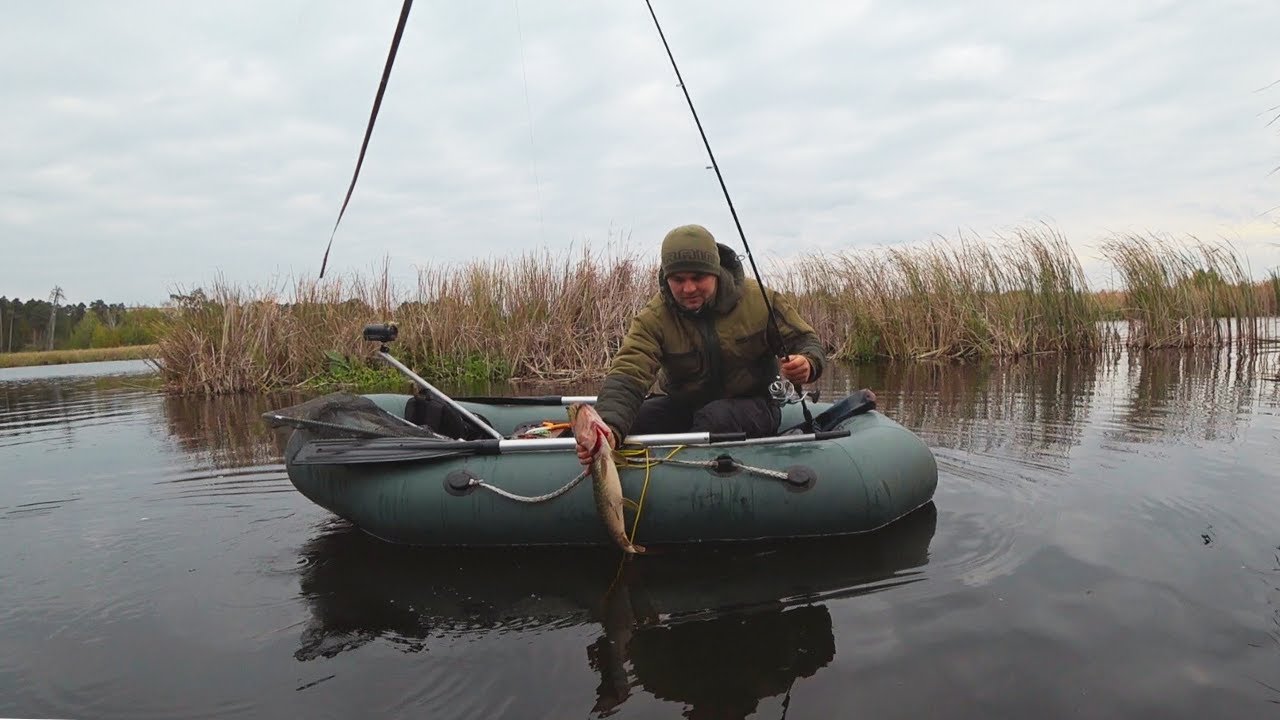 ЩУКИ КРАДУТЬ СПІНІНГ!🎣ЛОВЛЯ ЩУКИ на ТВІЧИНГ І ДЖИГ! ОСІННЯ РИБАЛКА на СПІНІНГ!