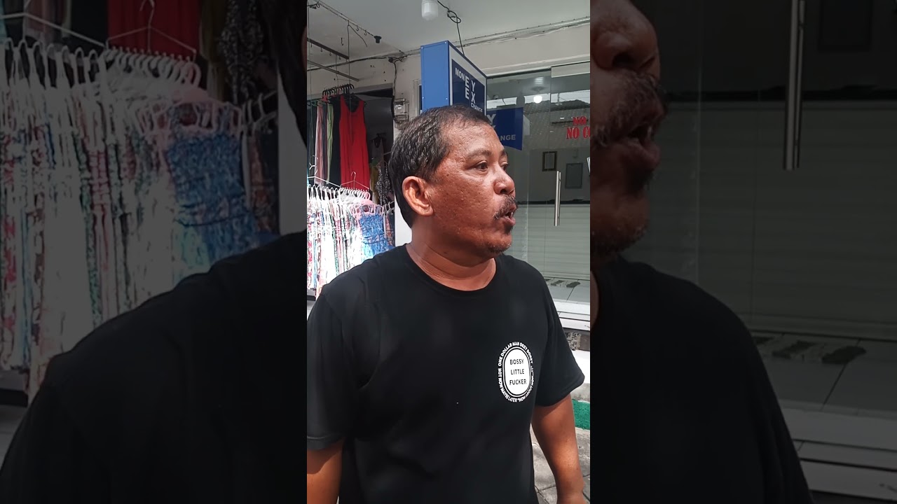 One Dollar Man at Garlic Lane Legian