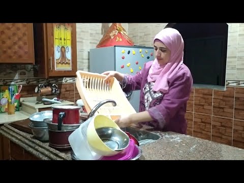 The Routine Of A Tired Woman Who Can T Bear To Leave Her House Messy Because No One Will Do An