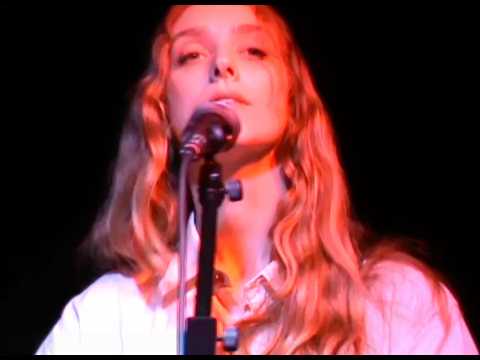 18 hours in Paris - Manu Grace tour diary