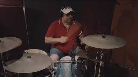 Cheko Onarimatla / i wanna be your slave  de måneskin / drum cover