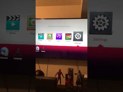 LG UBK90 display blank screen