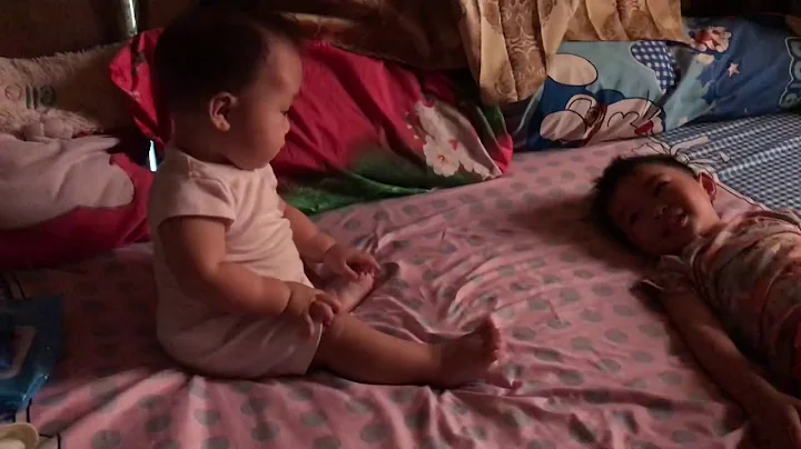 Datang ke Rumah Kinsly Si Baby BomBom  | Clark Col...