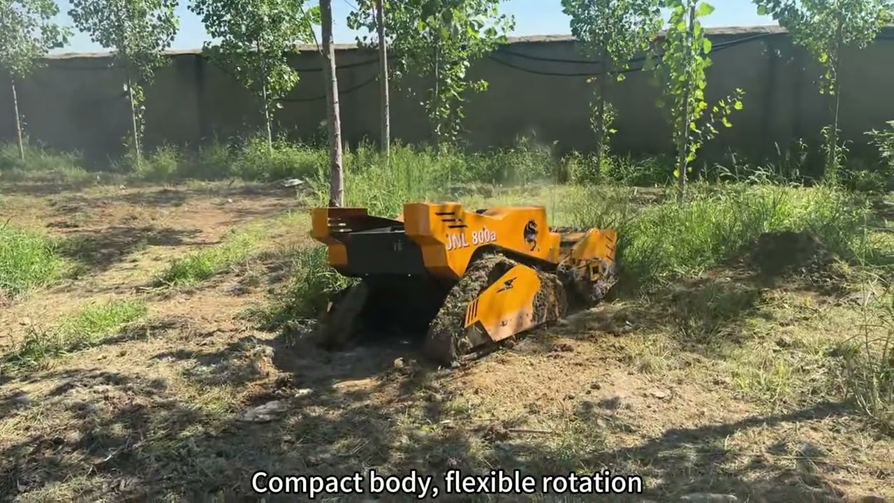 Remote Control 800mm Crawler-Type Grass Cutting Machine #lawnmower #lawnmowers #machine