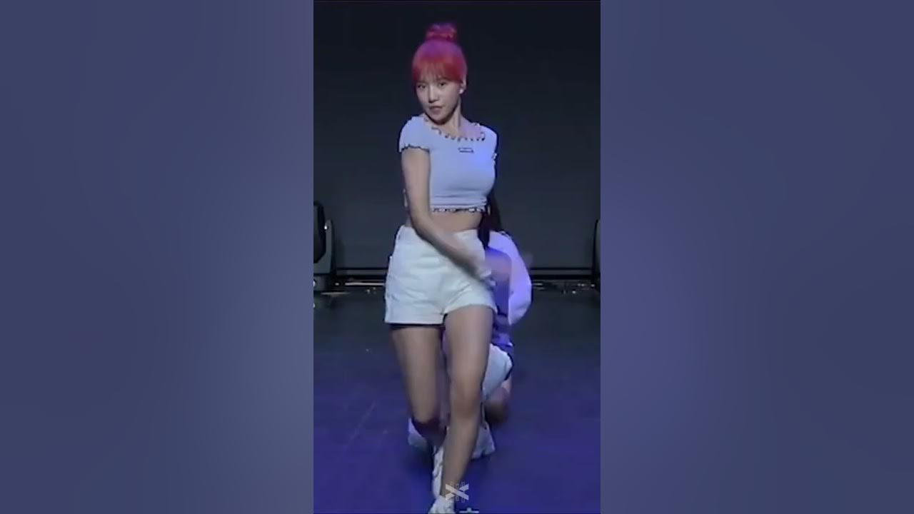 Lee Chaeyeon ✨ Secret story of the swan ✨ dance break- #izone #shorts #kpop