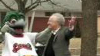 REALTORS Commercial w Lou E Loon