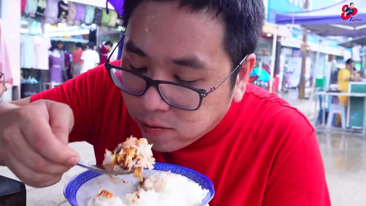 Mouth-Watering Street Food Tour at Htann Chauk Pin Junction, Shwe Pyi Thar  Township, Yangon