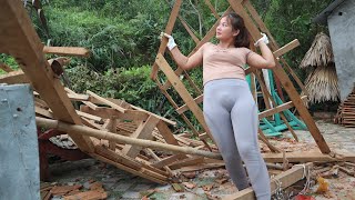 Building Wooden Cabin. Clean The Wooden Cabin Collapsed After The Storm \ Junni