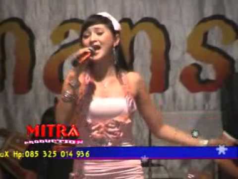 Ayu Trisnawati Putri Iklan Romansa