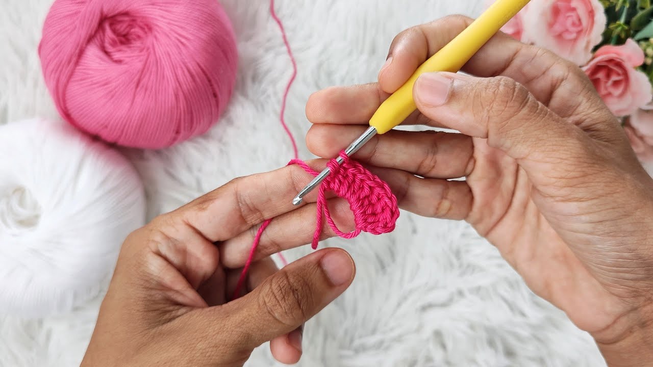 ЭТИ ВЯЗАННЫЕ КРЮЧКОМ БРЕЛКИ ПРОДАЮТСЯ КАК ВОДА В ПУСТЫНЕ (с субтитрами)