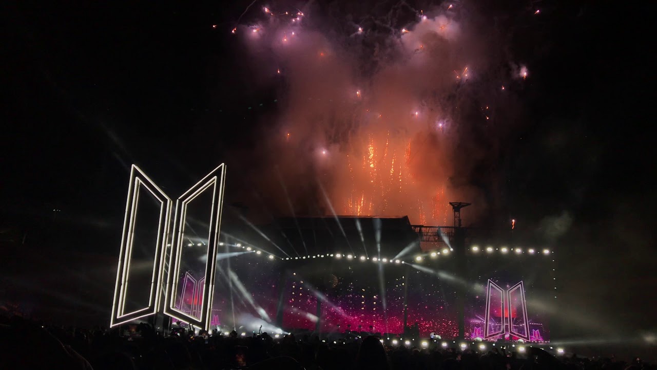 [4K] 190504 Army logo + Fireworks