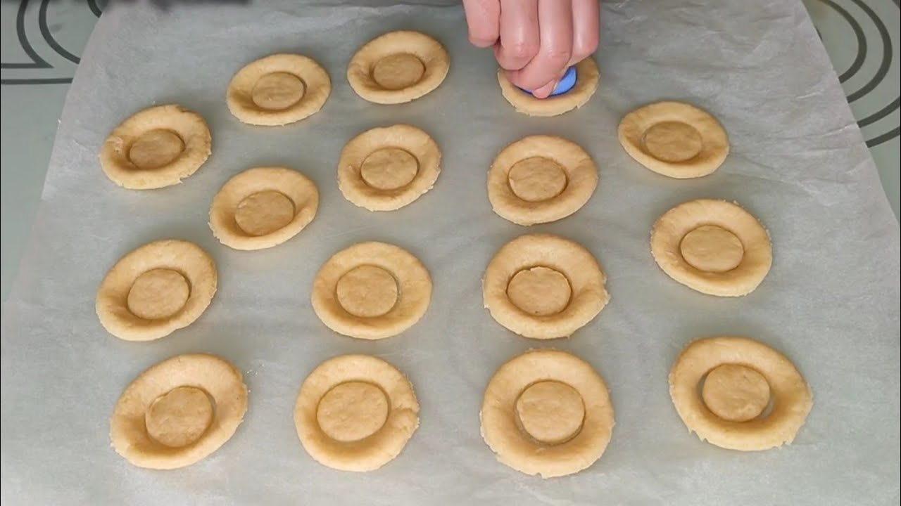 Evinizde kapak varsa Bayram TATLINIZ hazır ???? Baklava yapamayanlar için pratik tatlı tarifi Evinizde kapak varsa Bayram TATLINIZ hazır ???? Baklava yapamayanlar için pratik tatlı tarifi
