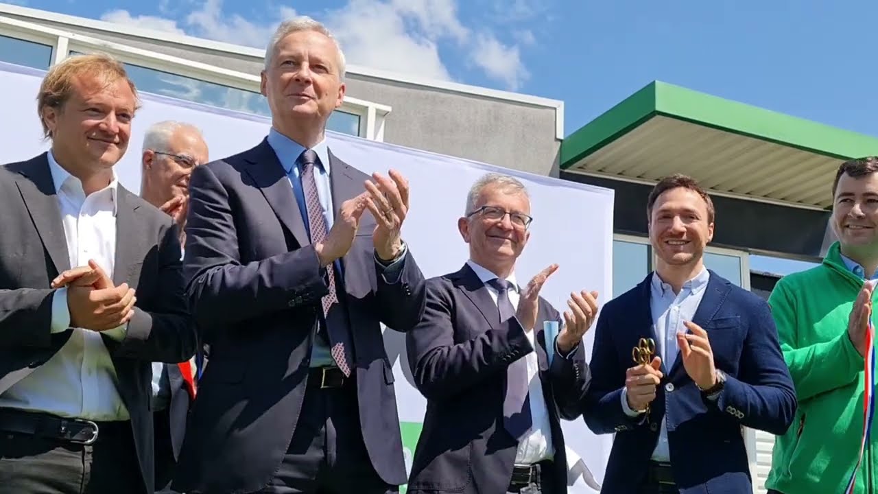 Bruno Le Maire inaugure l'usine HappyVore de Chevilly dans le Loiret