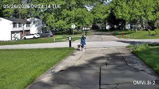 Reolink OMVI 3i daytime person example - original PTZ lens footage