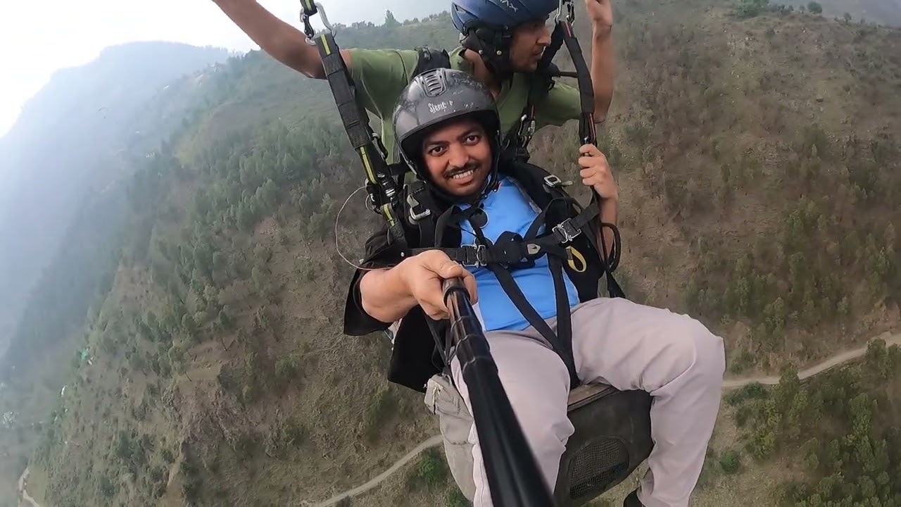 Manali paragliding ride