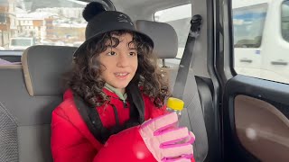 Esmanur Ve Babasi Kardan Dondurma Yapti