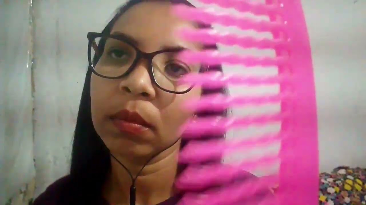 ASMR- MEXENDO NO SEU CABELO E FAZENDO CHAPINHA EM VOCÊ 