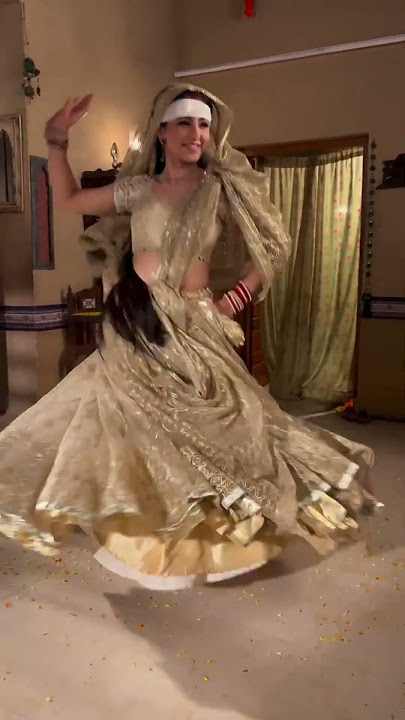Isha ji ka dance😂😂😂 #patibrahmachari #isha #suraj