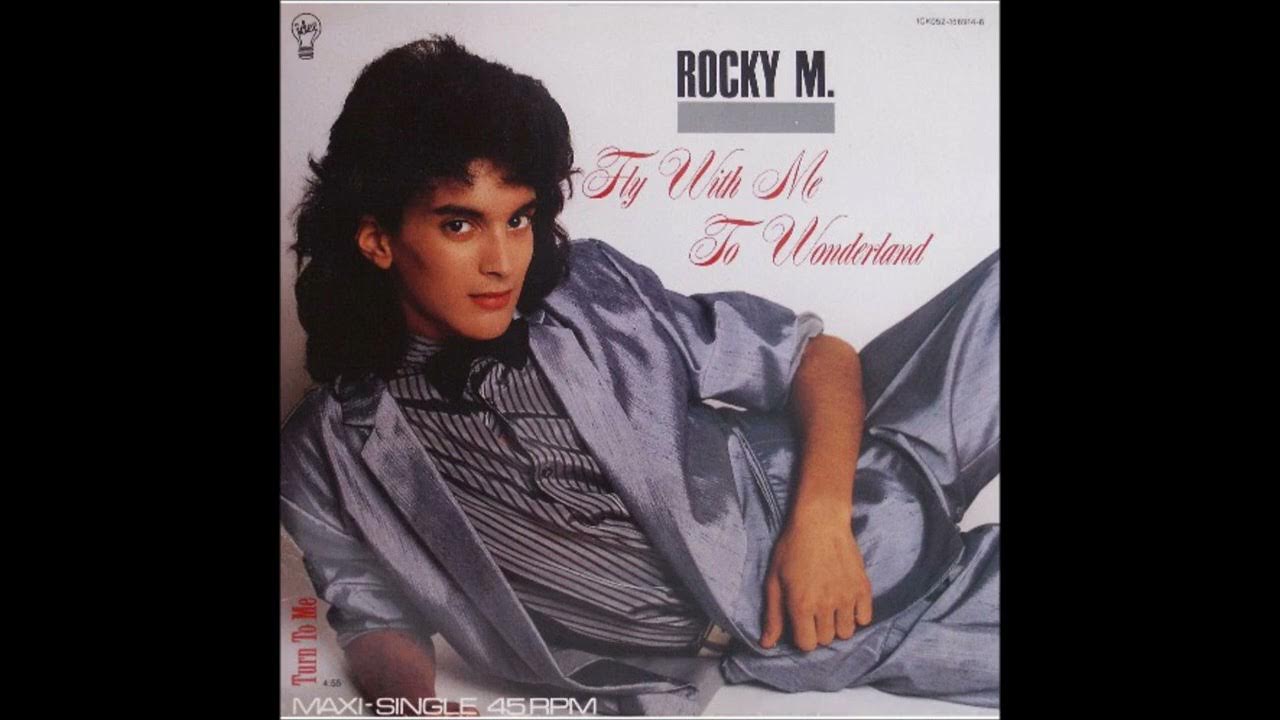 Е боу. Обложки альбомов. Плакат r. Rem lifes rich pageant. Группа metallica 1986.