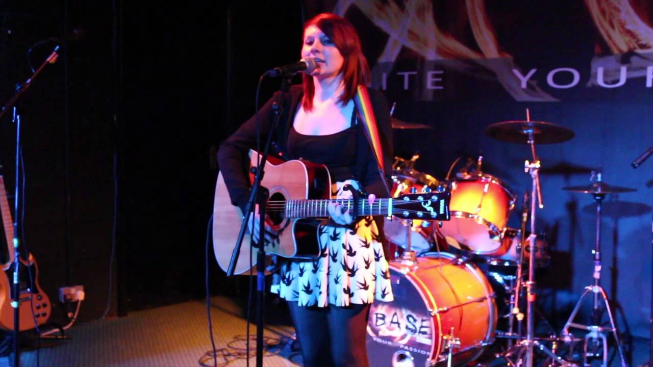 Hannah Grove - Colours(original)