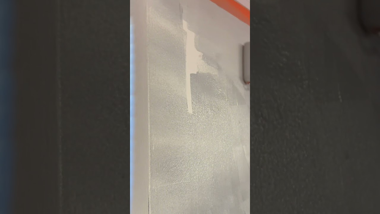 Watch how this amazing Crackle Effect Paint transforms ordinary surfaces into works of art. ✨