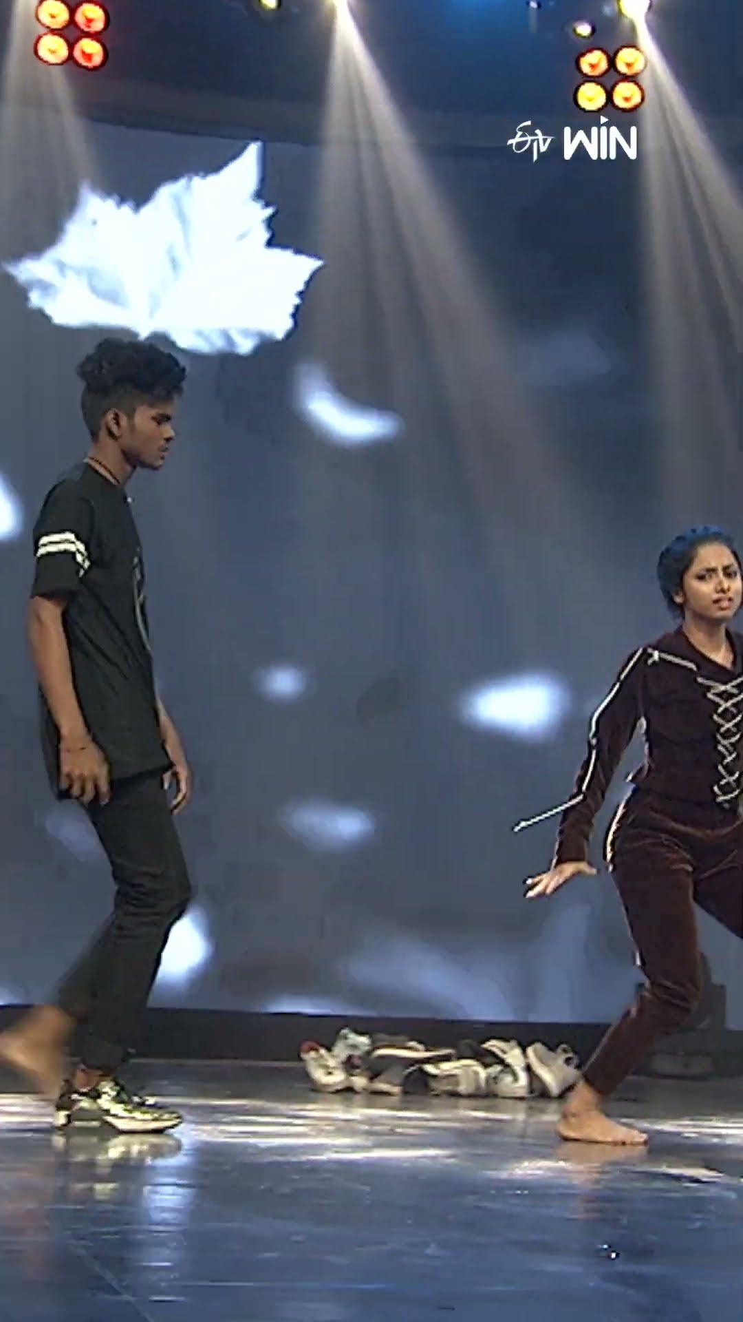 #shorts - ప్రేమికులకి బాగా నచ్చే పాట..! #dheejodi #danceshow #etv