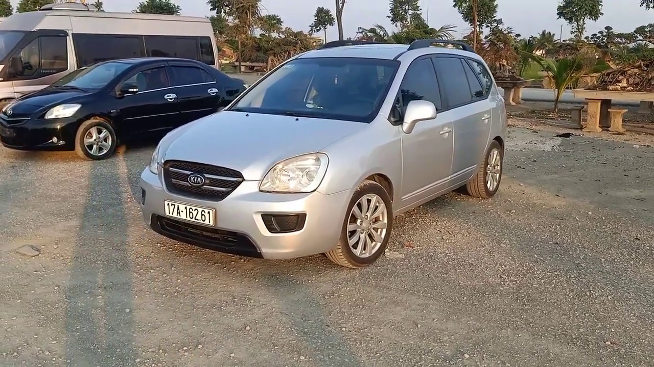 Kia carens 2011