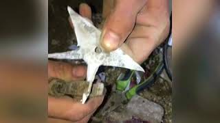 (Ìåòàëè÷åñêàÿ) ðîçà èç æåñòè, ñâîèìè ðóêàìè видео: (Ìåòàëè÷åñêàÿ) ðîçà èç æåñòè, ñâîèìè ðóêàìè